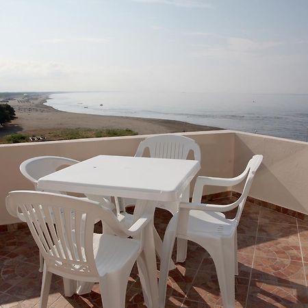 Sand And Sea Apartments อุลซิน ภายนอก รูปภาพ